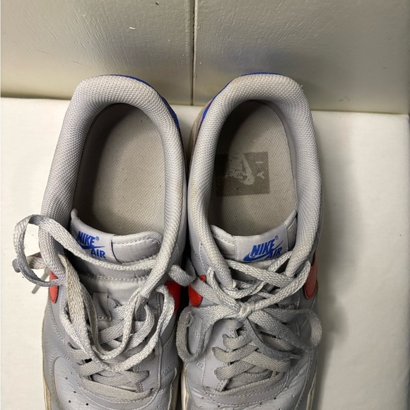 Nike Air AF-1 Gray and Red Sneakers - Picture 4 of 6